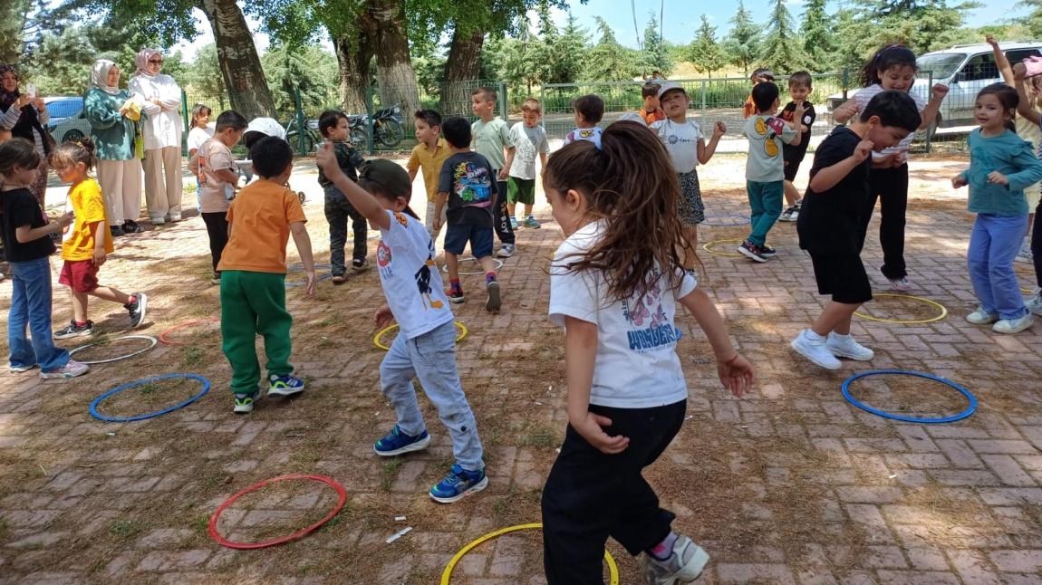 DOĞADA AİLEMLE BERABER EĞLENİYORUM 